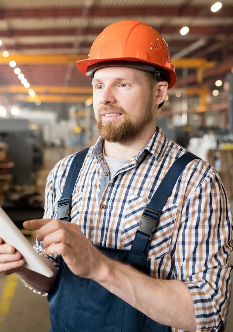worker-4-767x1092